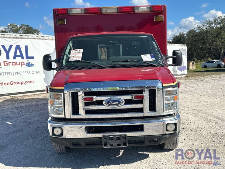 2009-ford-e450-image-33