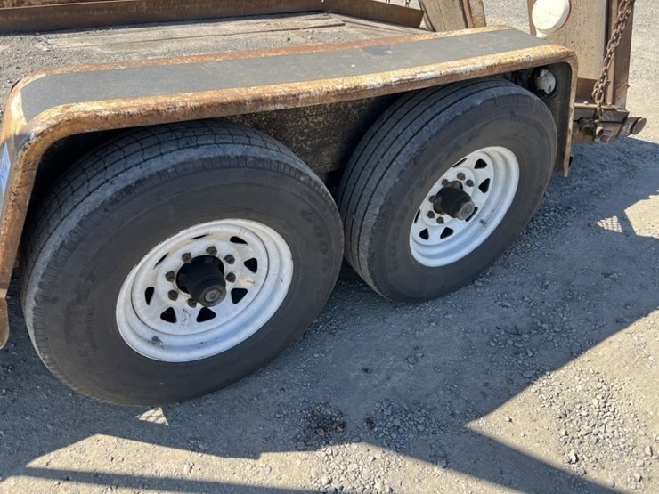 1993-buz's-12'-t/a-equipment-trailer-image-15