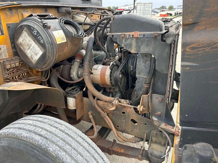 1994-international-3800-image-8