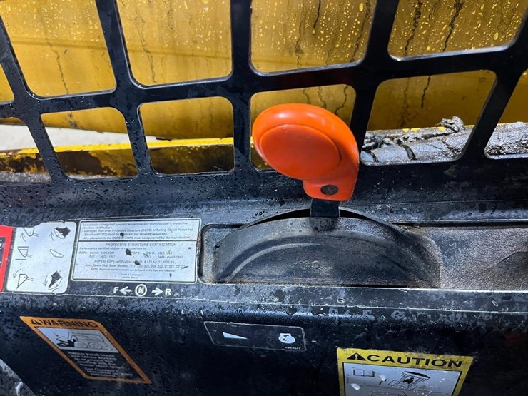 john-deere-317-image-20