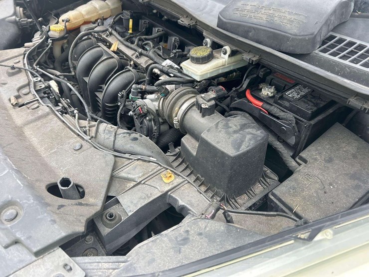 2015-ford-escape-image-8