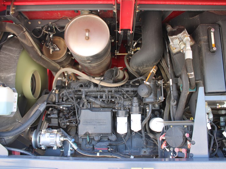 #2065-•-#2065---mf-hesston-wr-9770-swather-image-66