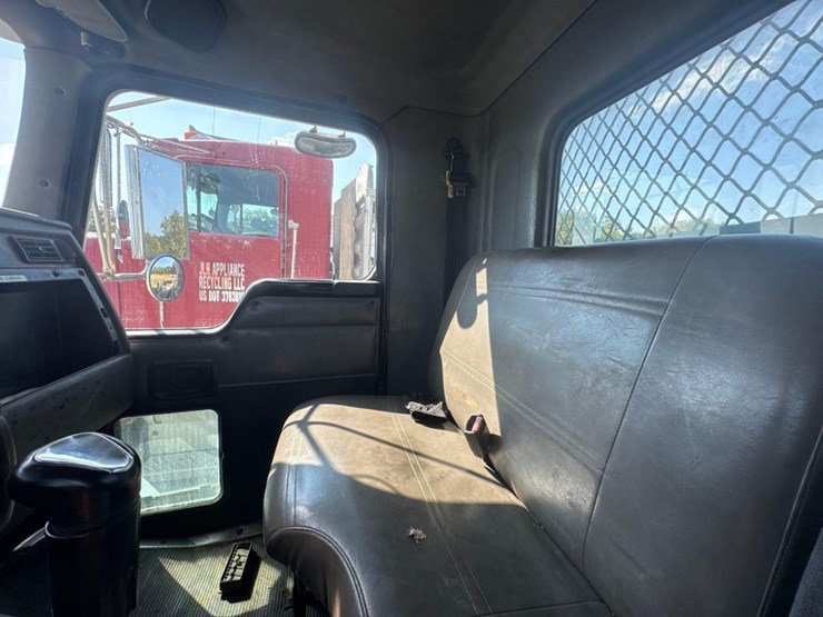 kenworth-rollback-tow-truck-image-36