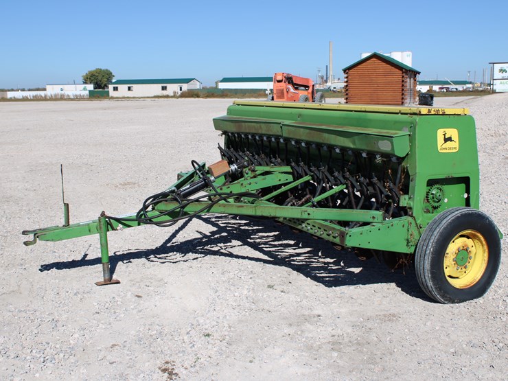 john-deere-8200-image-4