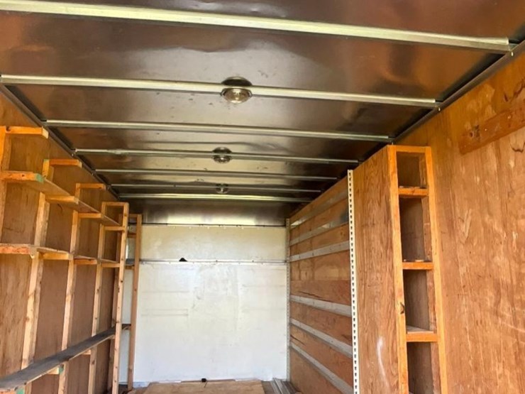 2014-ford-e350-image-16