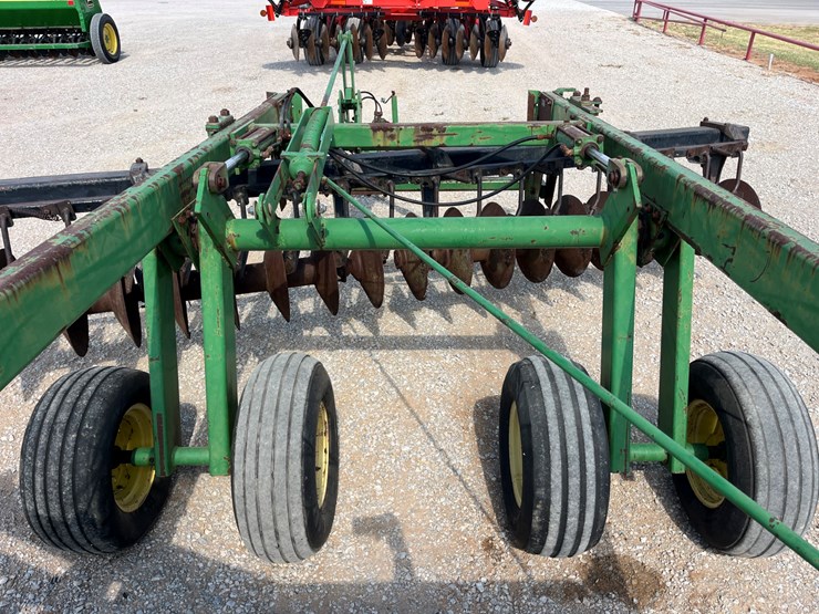 john-deere-355-image-12