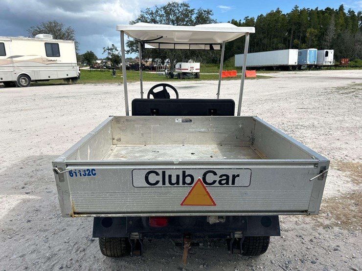 club-car-carryall-2-electric-utility-cart-image-9