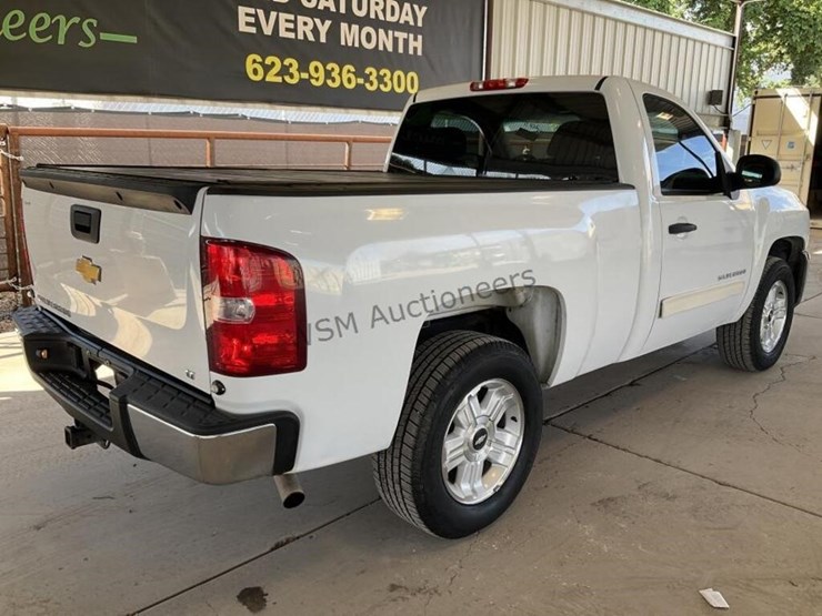 2013-chevrolet-silverado-1500-image-7