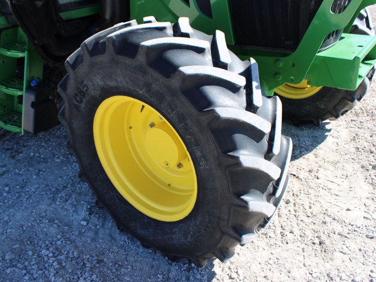 john-deere-6120m-image-42