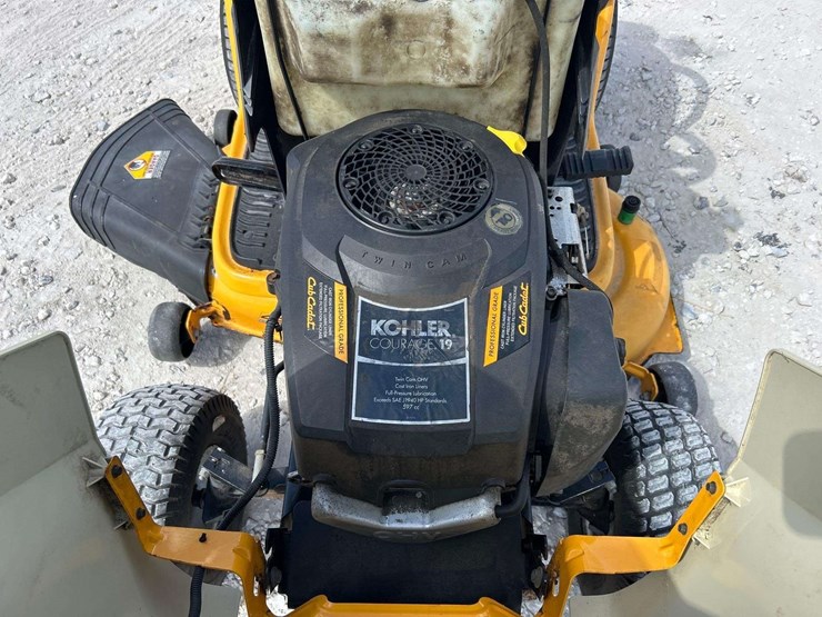 2011-club-cadet-13wx90as056-42in-riding-mower-image-7