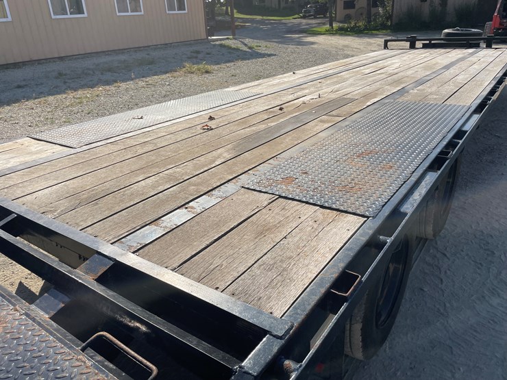 #1010-•-2023-pj-trailers-26'-tandem-dual-axle-deck-over-trailer,-(has-title)-image-26