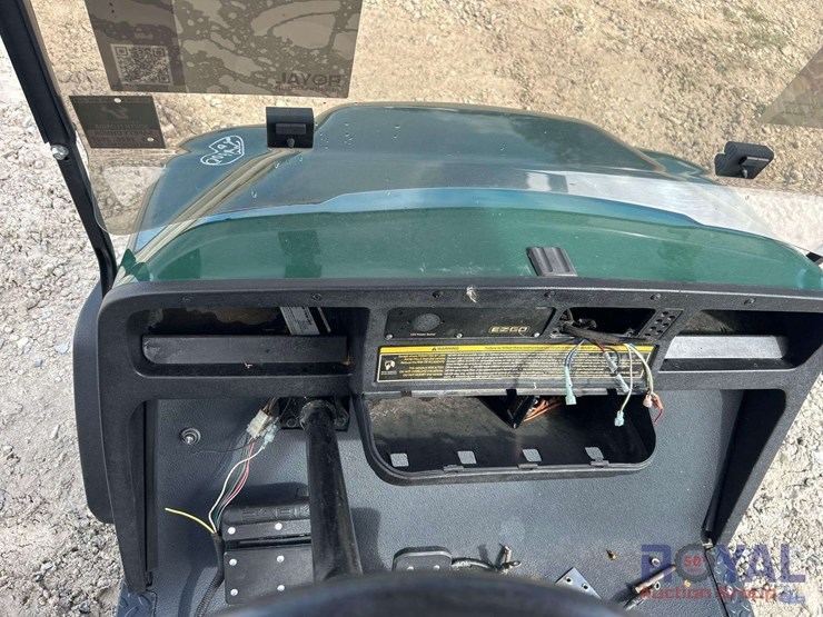 cushman-electric-cart-image-5