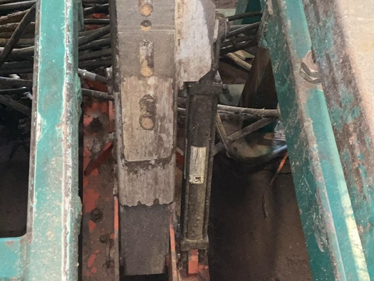 #102-•-2014-wood-mizer-wm4000-thin-kerf-image-13