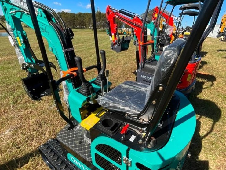 unused-cfg-qh12r-mini-excavator-(420cc-gas-image-9