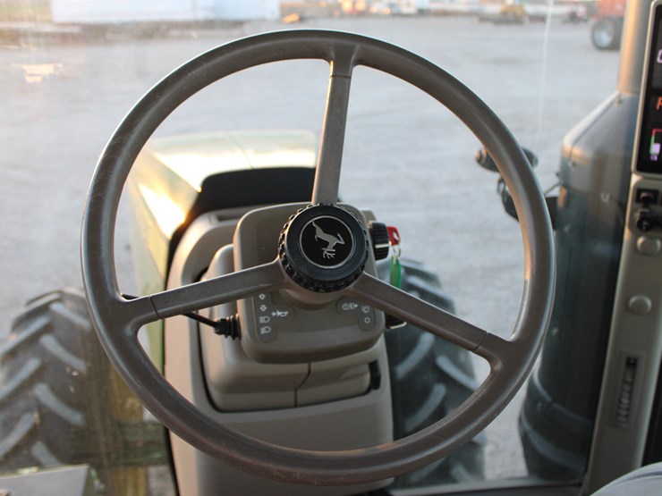 john-deere-r-image-81