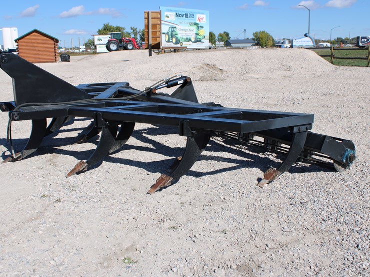 #2089-•-#2089-3pt-11-shank-deep-ripper-with-rolling-basket-(new)-image-3