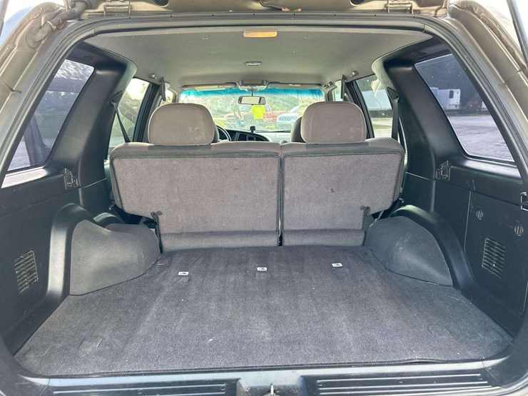 2001-nissan-pathfinder-image-23