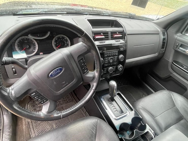 2008-ford-escape-image-13