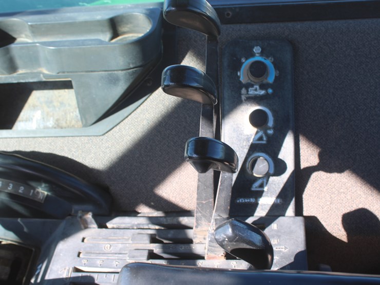 john-deere-4755-image-34