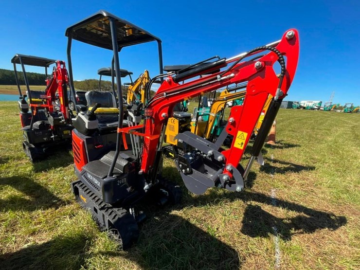 unused-cfg-mx15rx-mini-excavator-image-3