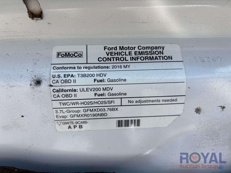 2016-ford-transit-image-11