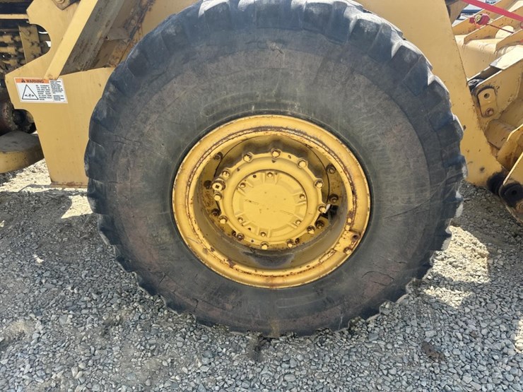 caterpillar-936-image-50