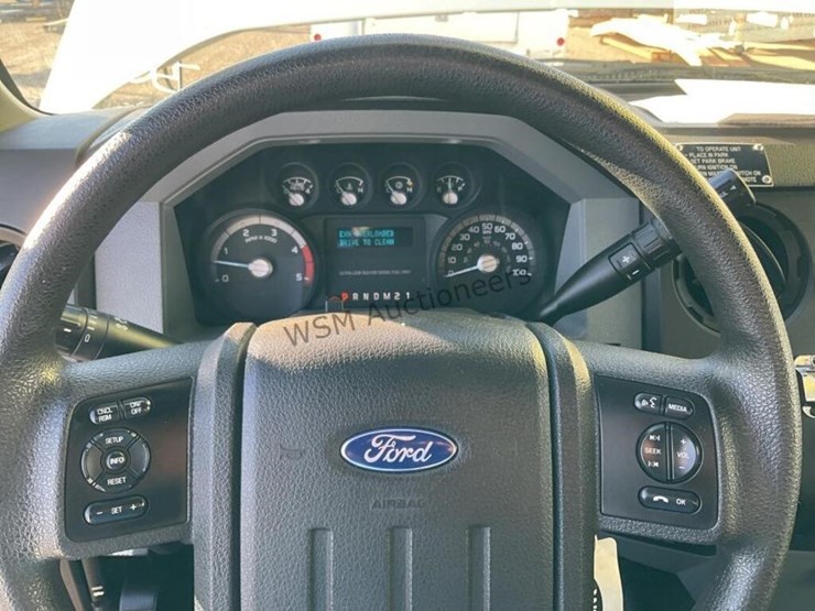 2015-ford-f550-image-21