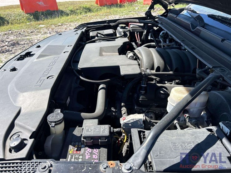 2018-chevrolet-tahoe-image-8