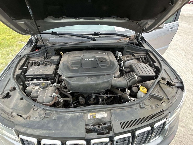 2017-jeep-grand-cherokee-image-7