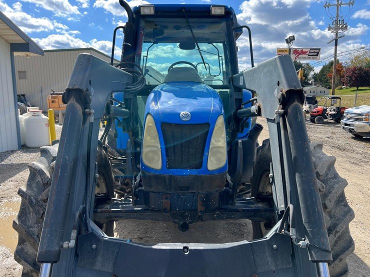 new-holland-tl100a-image-11
