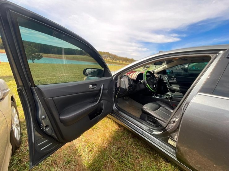2014-nissan-maxima-**salvage-title**-image-13