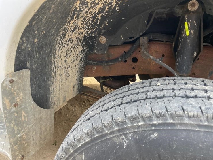 2000-ford-f250-xl-image-8