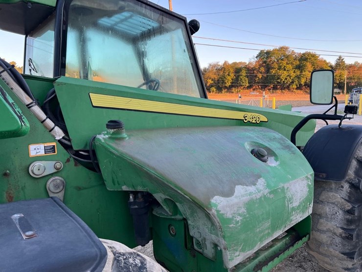 john-deere-3420-image-17