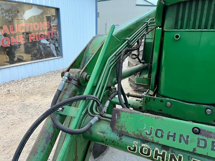 john-deere-725-image-10