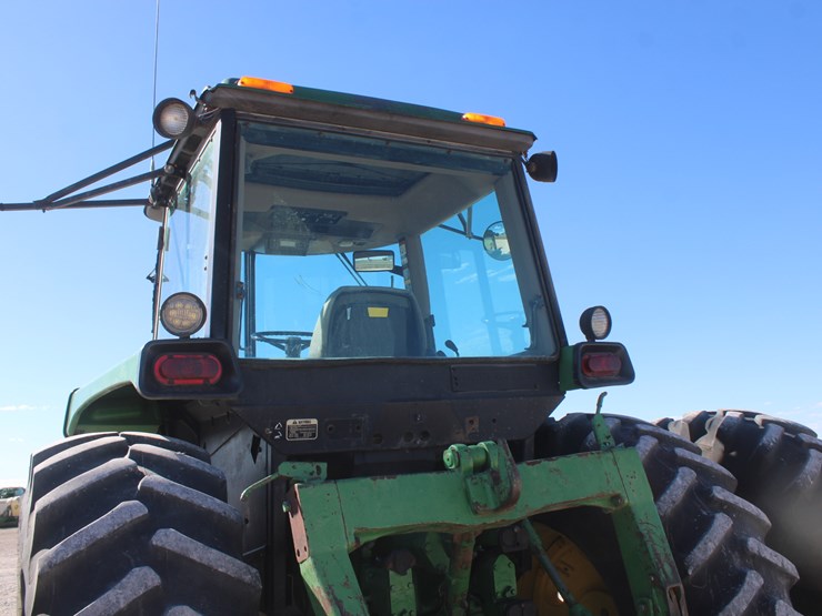 john-deere-4755-image-26