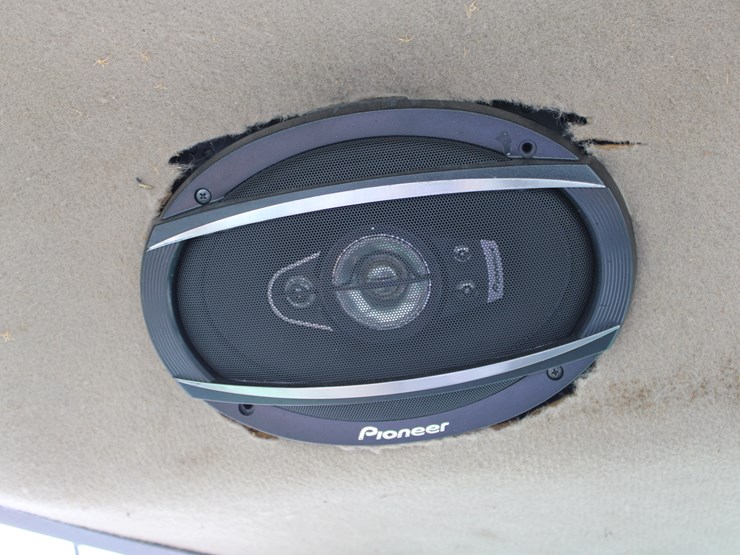 john-deere-8320-image-78