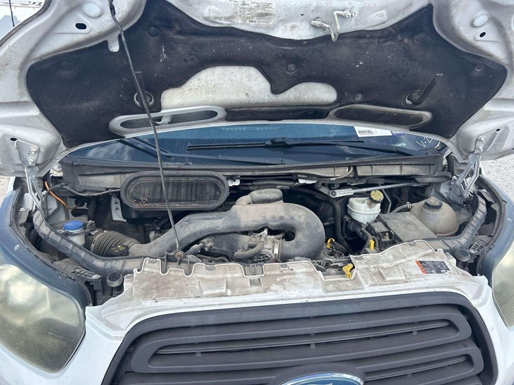 2015-ford-transit-image-9