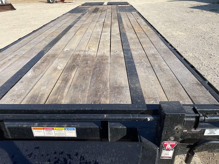 #1010-•-2023-pj-trailers-26'-tandem-dual-axle-deck-over-trailer,-(has-title)-image-37