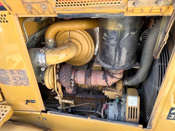 caterpillar-d5n-lgp-image-28