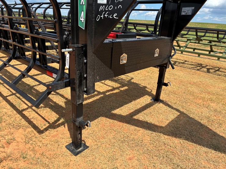 #t8083-•-industrias-america-40f-bale-trailer-image-3