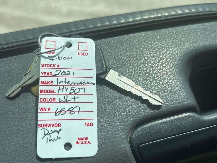 2021-international-hv507-4x4-12ft-single-axle-dump-truck-image-28
