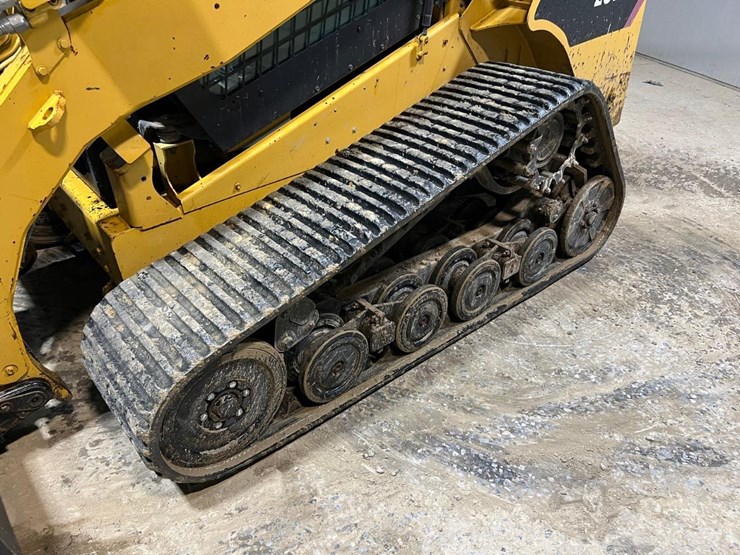caterpillar-297c-image-12
