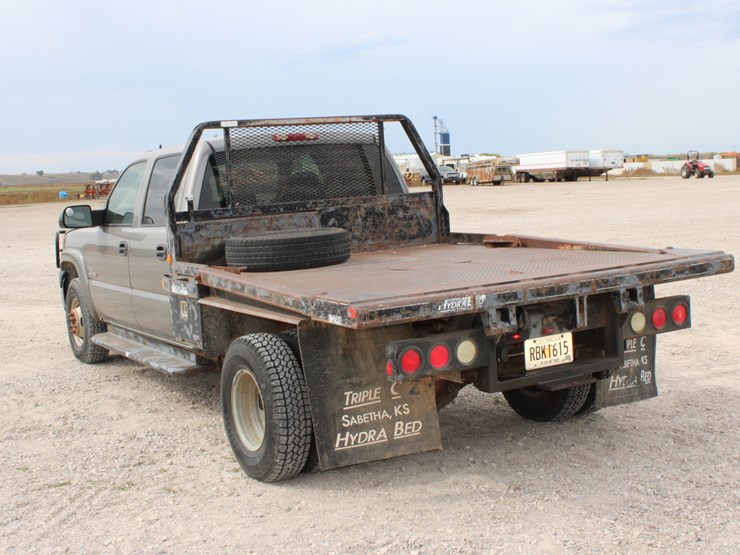 2006-chevrolet-3500-image-9