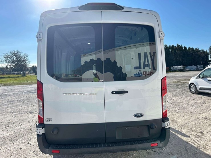 2018-ford-transit-image-24