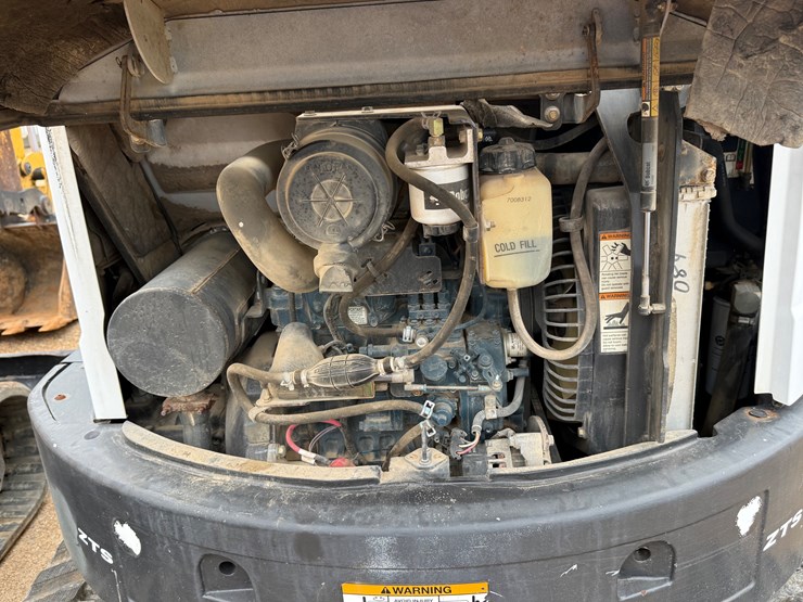 2013-bobcat-e35-image-16