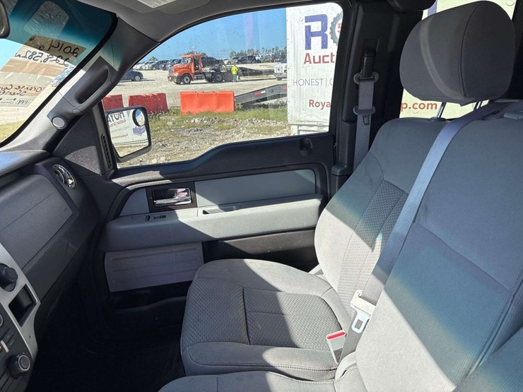 2014-ford-f150-image-22