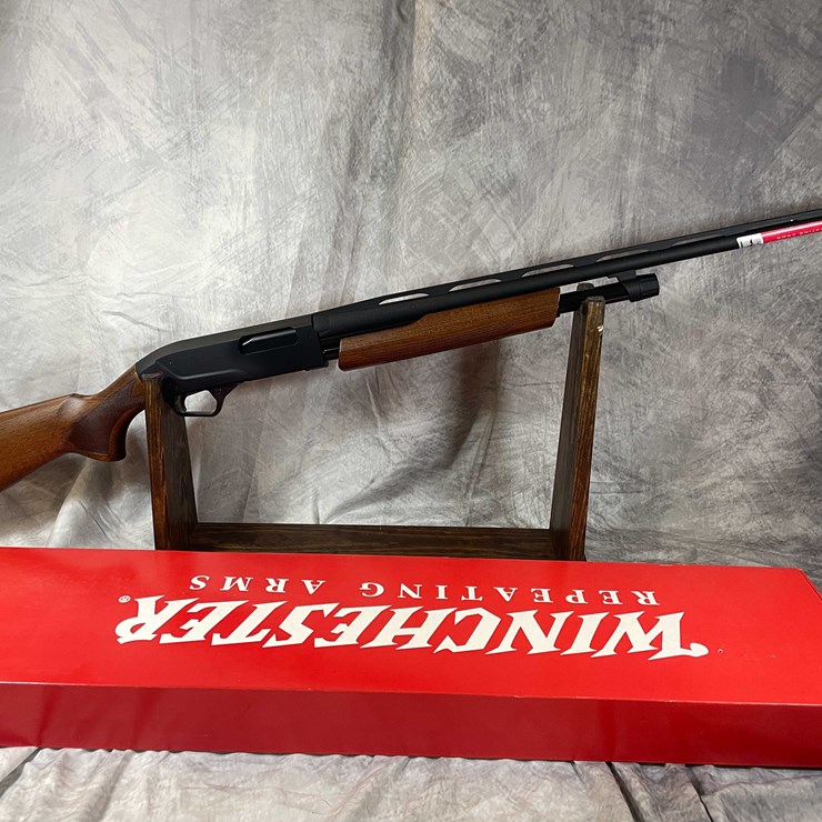#2010 • Winchester SXP 20 Ga Pump Action Shotgun, SN: TR6022-046792SP