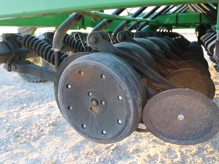 john-deere-1590-image-22