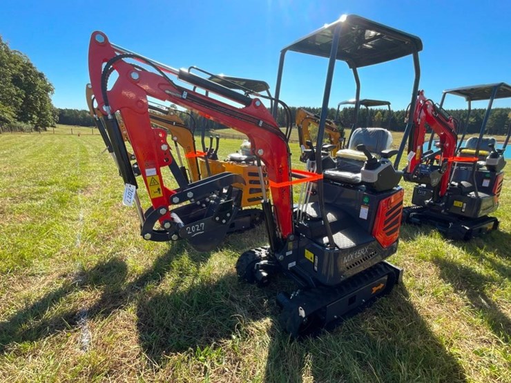 unused-cfg-mx15rx-mini-excavator-image-1