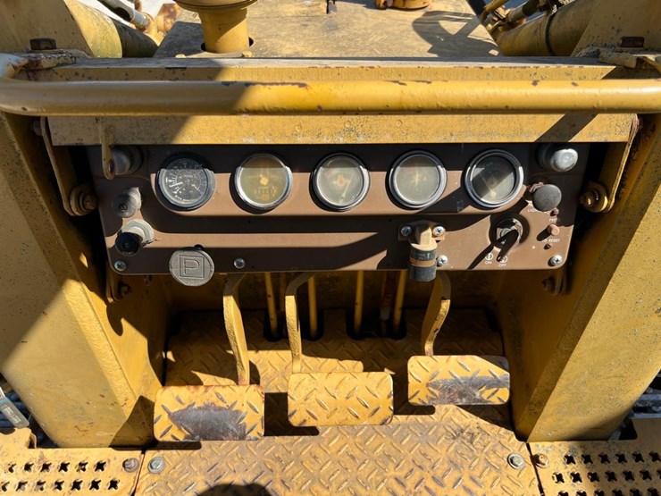 caterpillar-935b-image-28